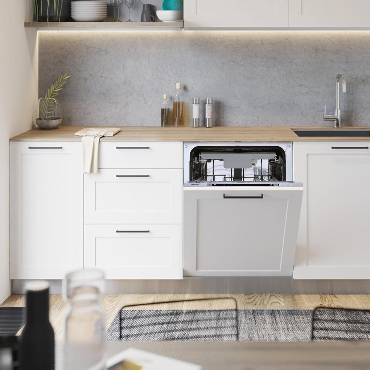 Built-In Dishwasher 10 Place Settings 7 Programs White 30 Min Quick Wash